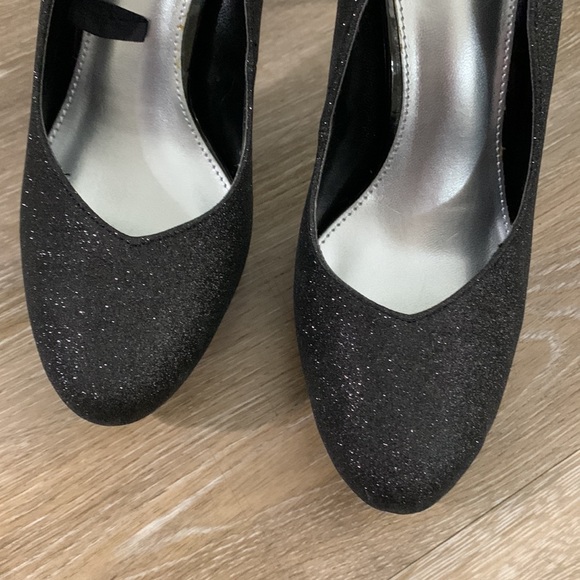 Fioni-Jubilee Platform Pump EUC - Picture 3 of 8